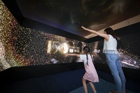 “Discovering Swire” visit interactive experience at Swire  .